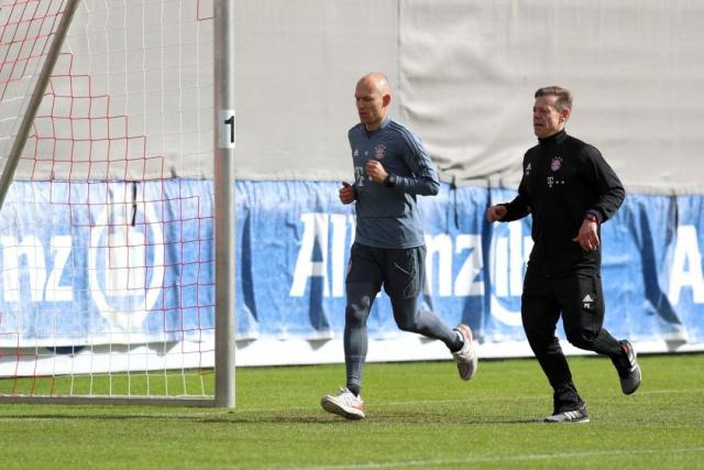 虽然谈判同 虽然谈判同