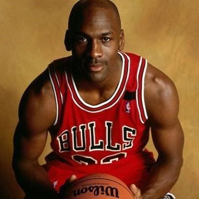 遇弱则弱詹眉仅31中10 湖人附加赛前景不容乐观